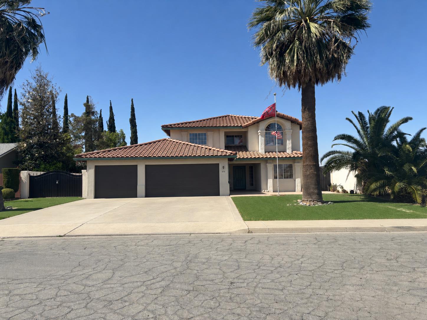 375 Walnut Ave, Coalinga, CA 93210