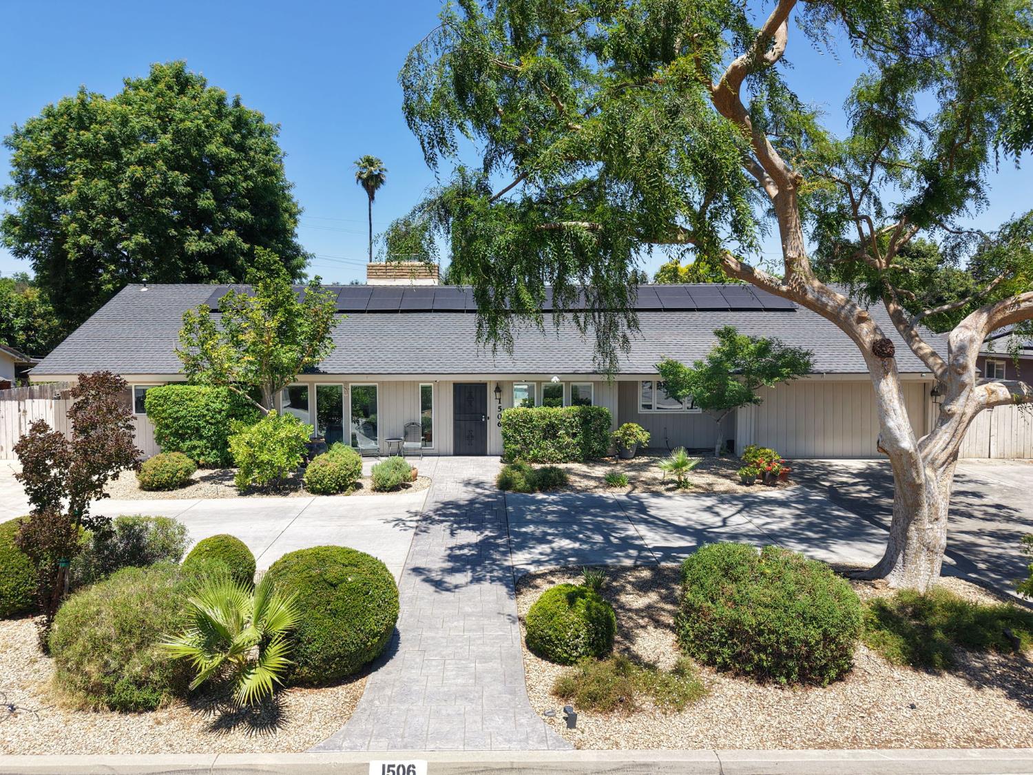 1506 W Browning Ave, Fresno, CA 93711