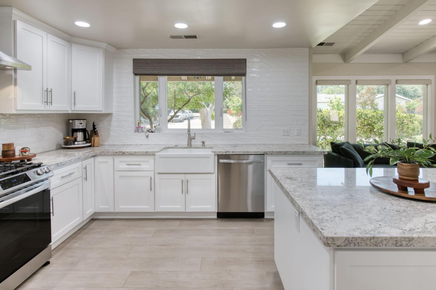 1506 W Browning Ave, Fresno, CA 93711