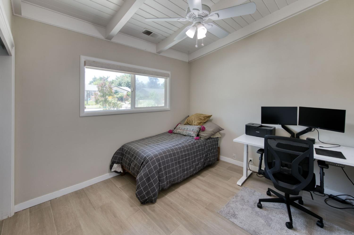 1506 W Browning Ave, Fresno, CA 93711