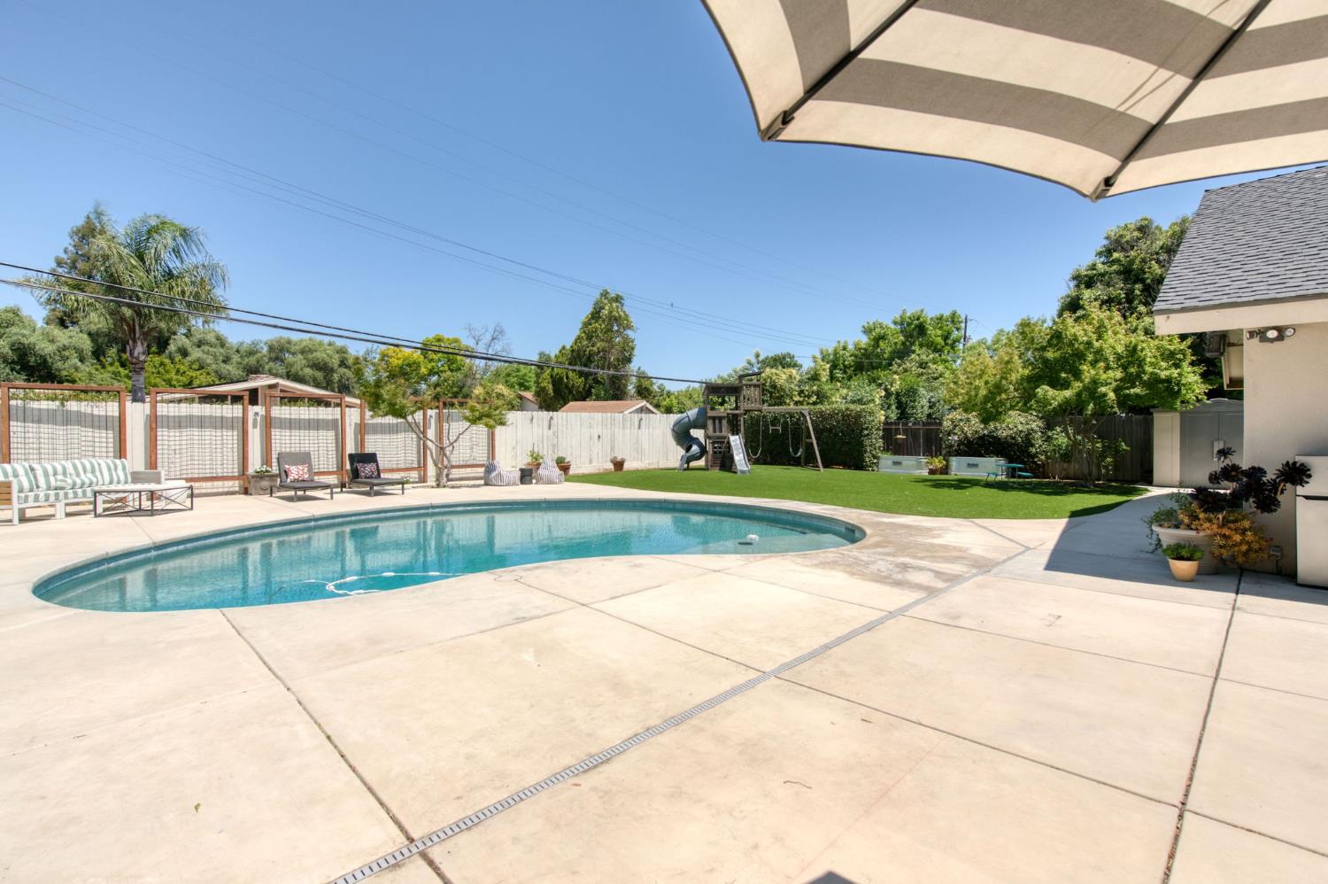 1506 W Browning Ave, Fresno, CA 93711