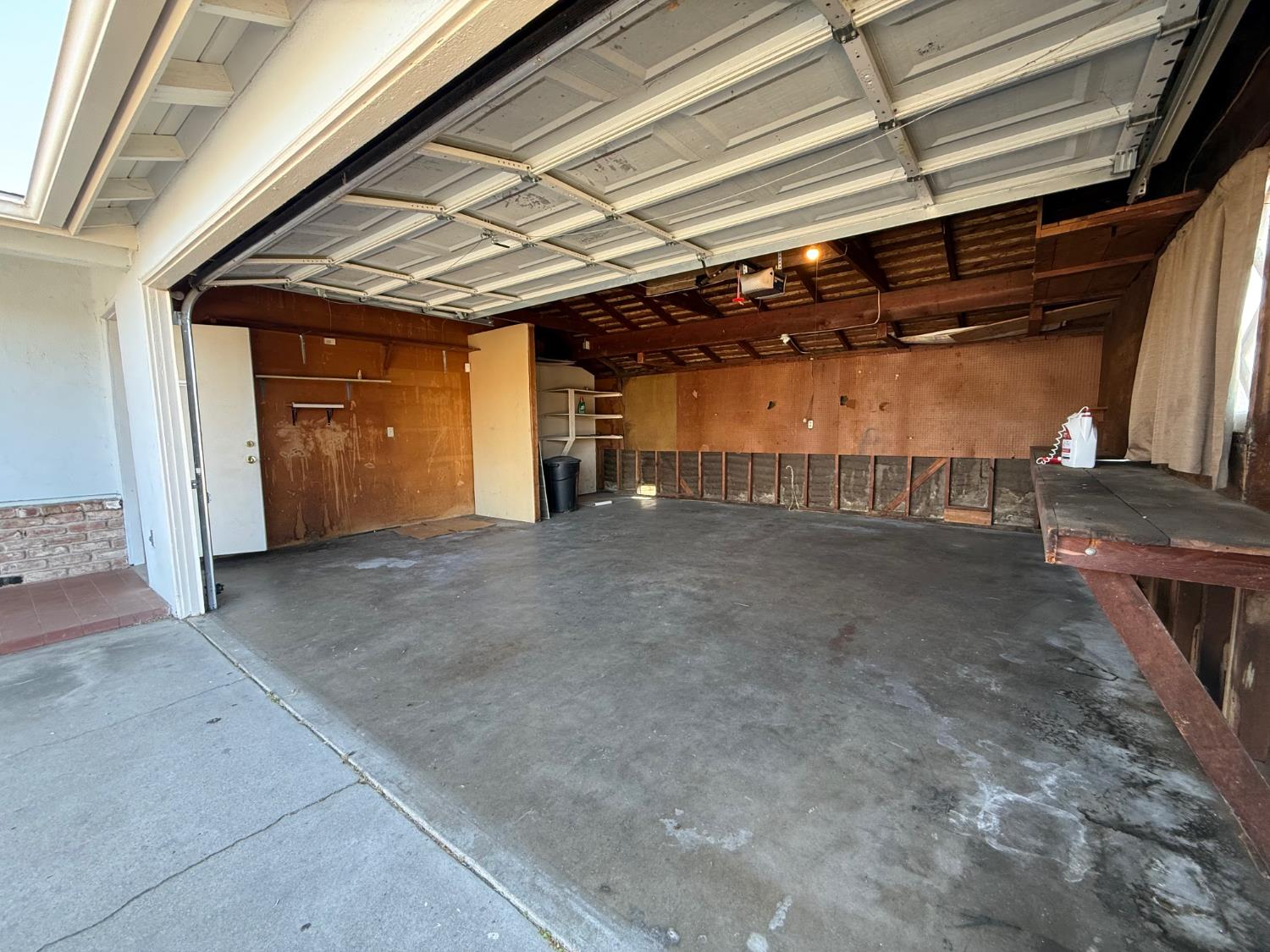 3744 E Dakota Ave, Fresno, CA 93726