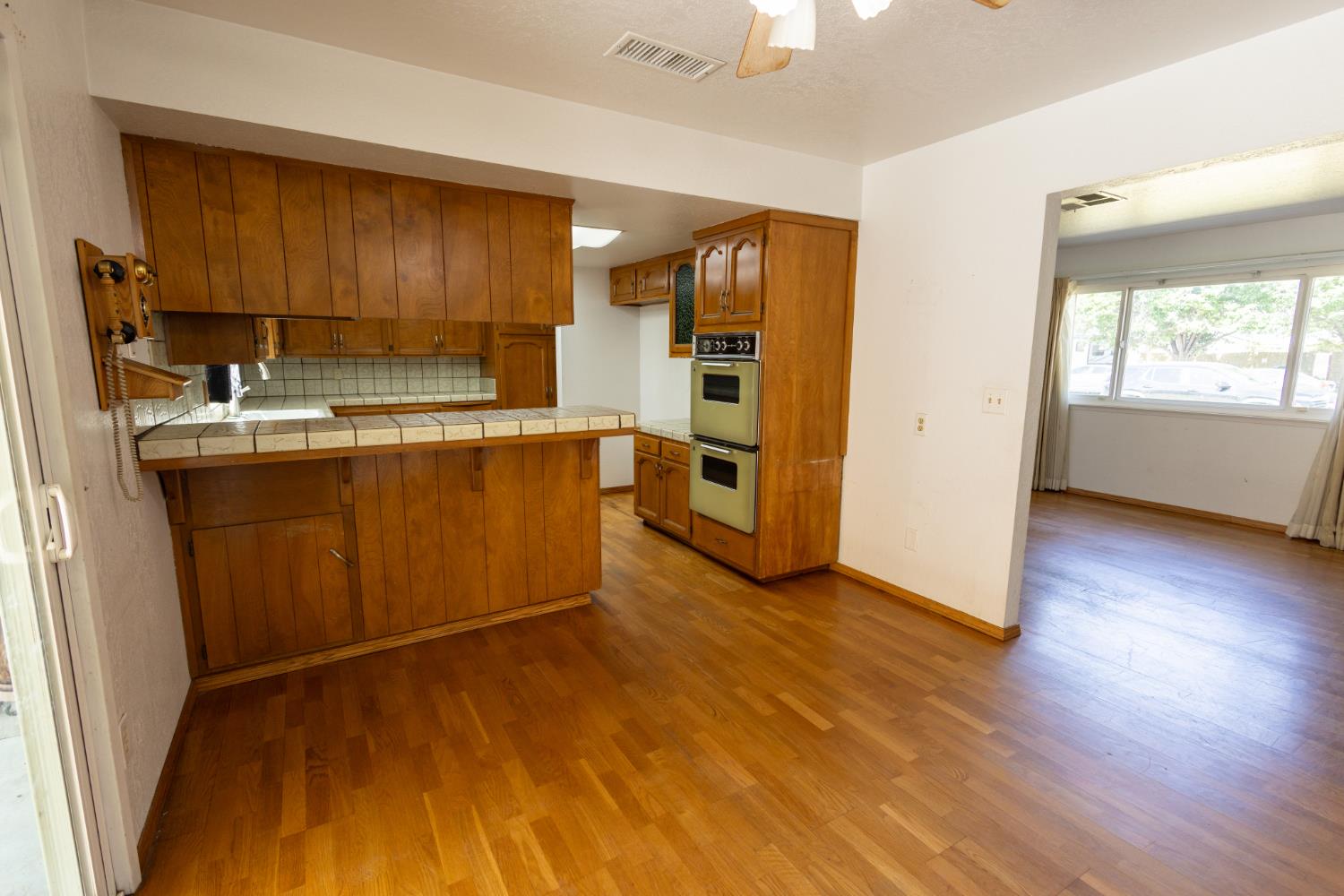 1724 Letts Ave, Corcoran, CA 93212