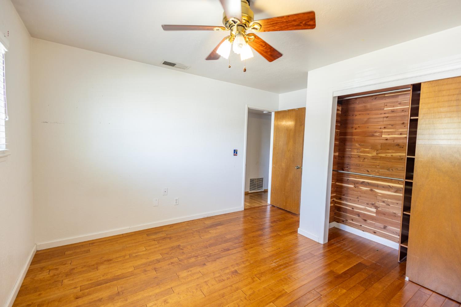 1724 Letts Ave, Corcoran, CA 93212