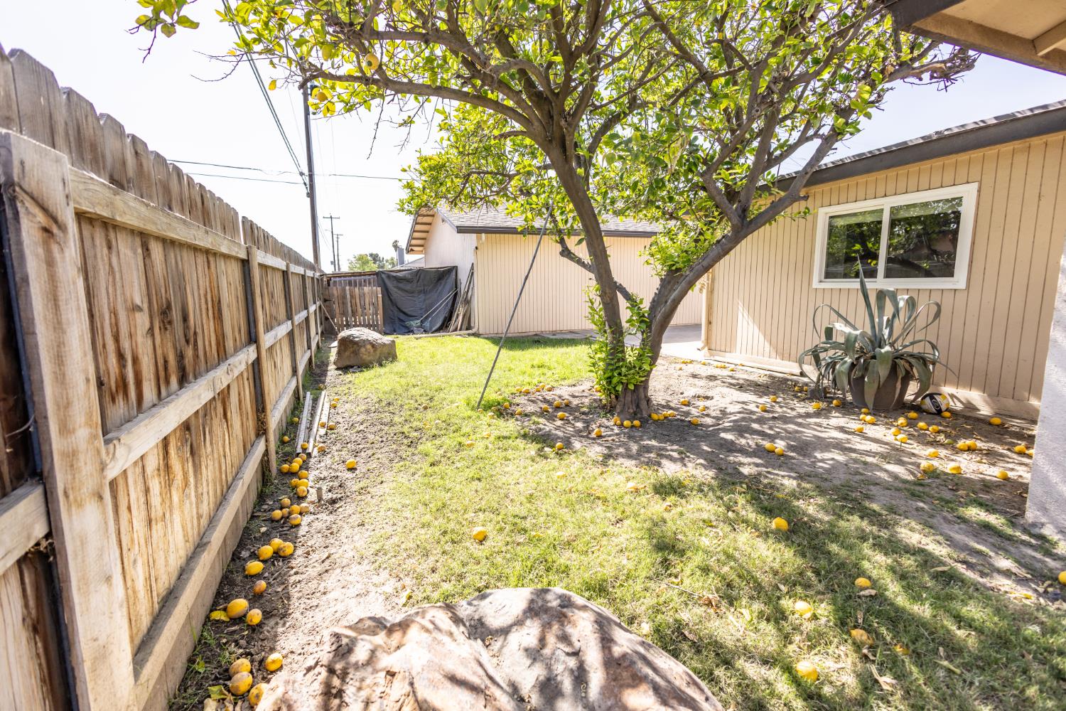 1724 Letts Ave, Corcoran, CA 93212