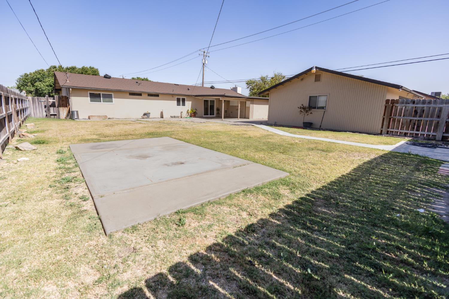 1724 Letts Ave, Corcoran, CA 93212
