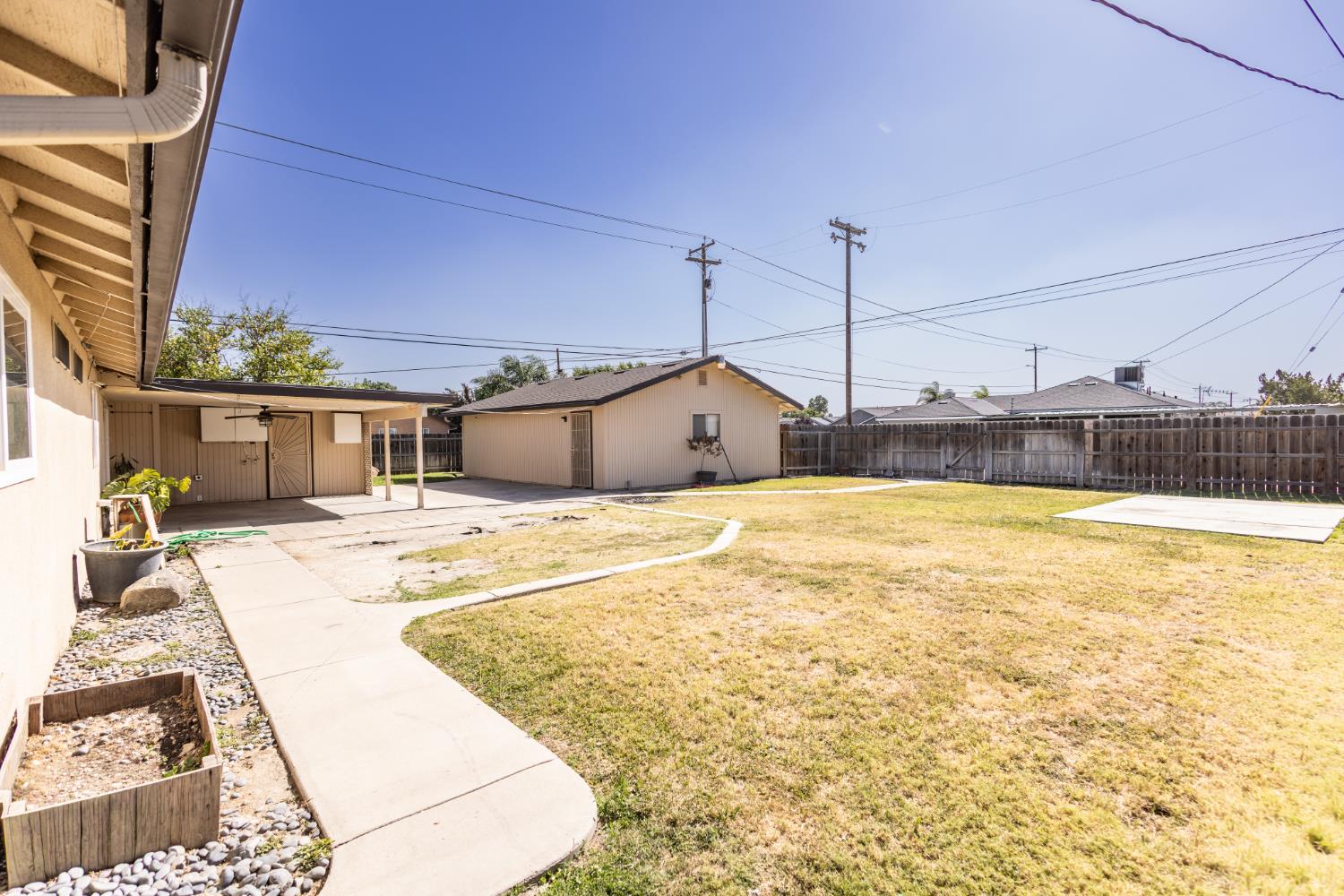 1724 Letts Ave, Corcoran, CA 93212