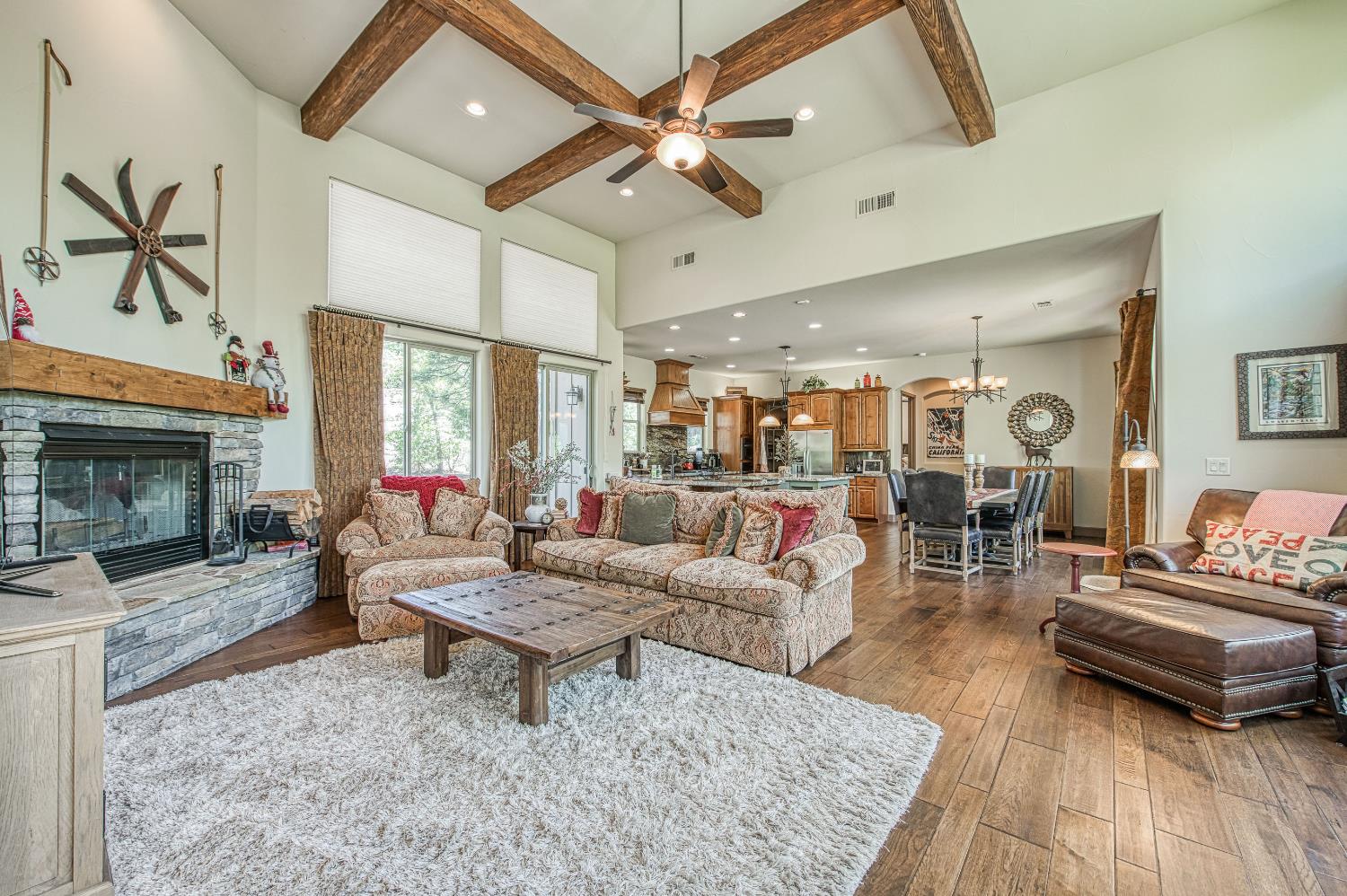 42021 Bretz Camp Ln, Shaver Lake, CA 93664