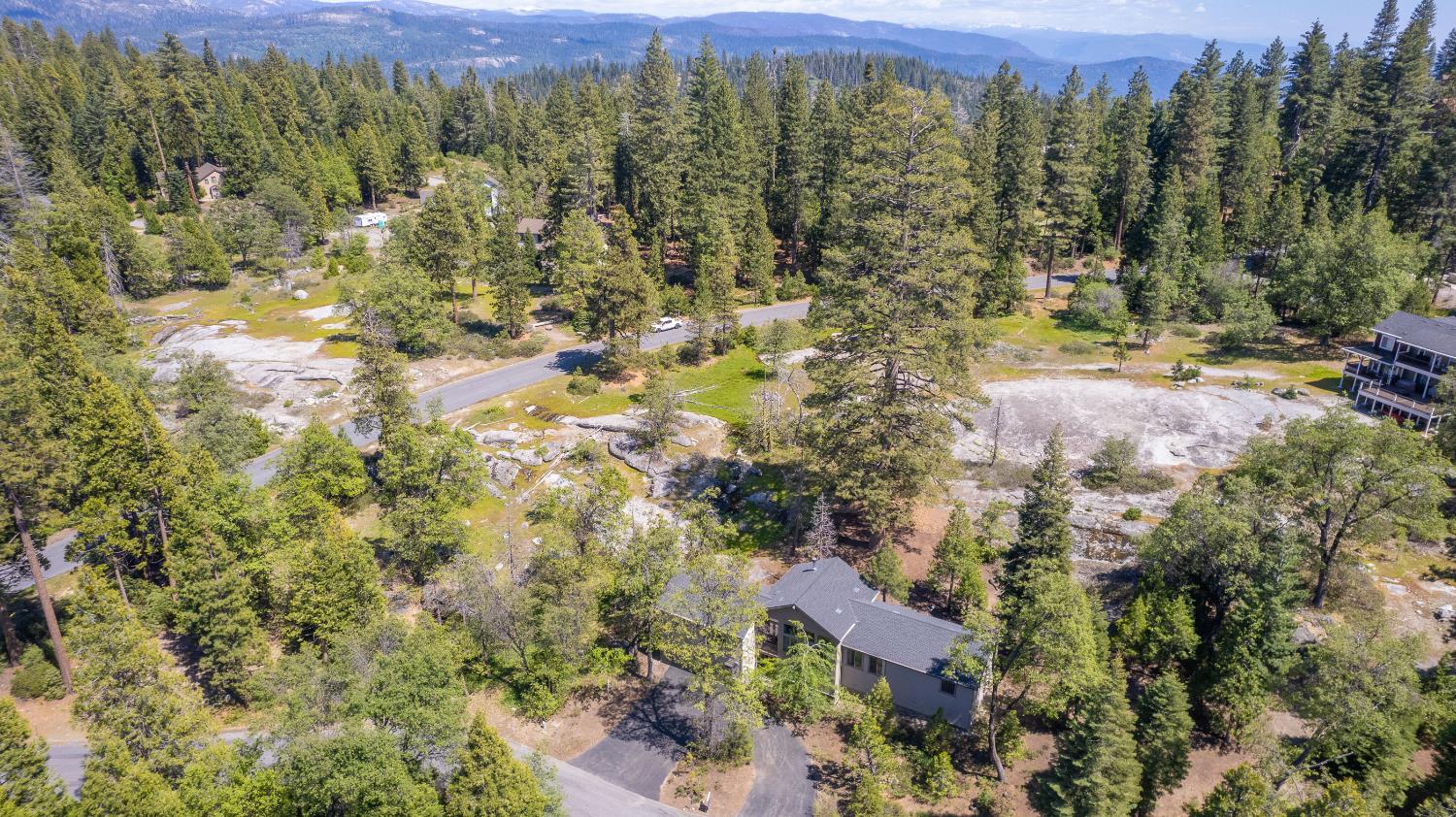 42021 Bretz Camp Ln, Shaver Lake, CA 93664