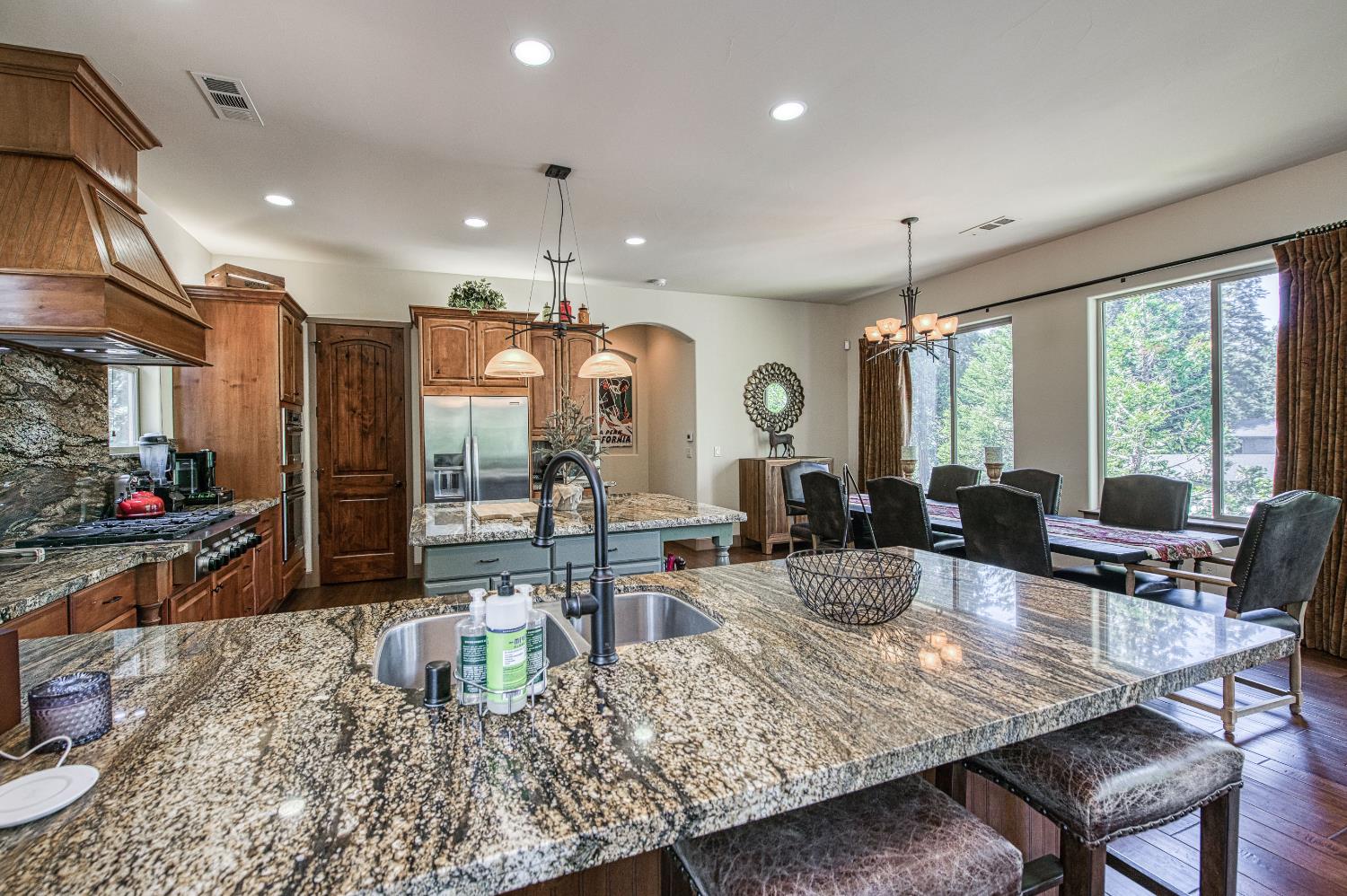 42021 Bretz Camp Ln, Shaver Lake, CA 93664