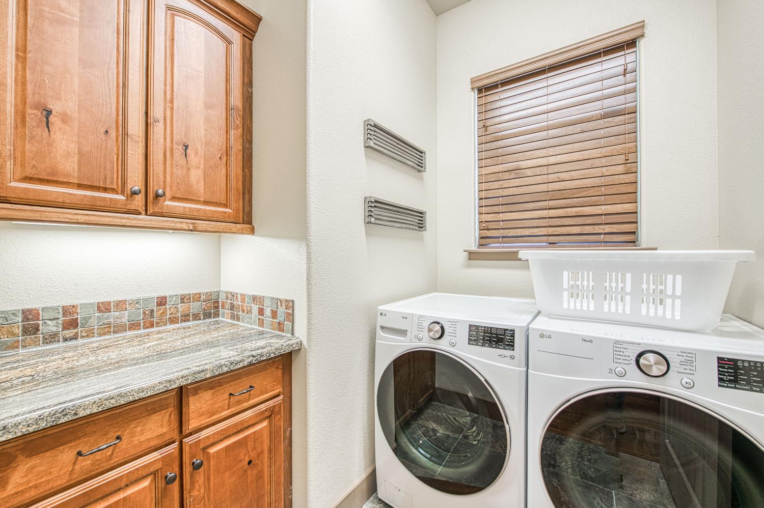 42021 Bretz Camp Ln, Shaver Lake, CA 93664