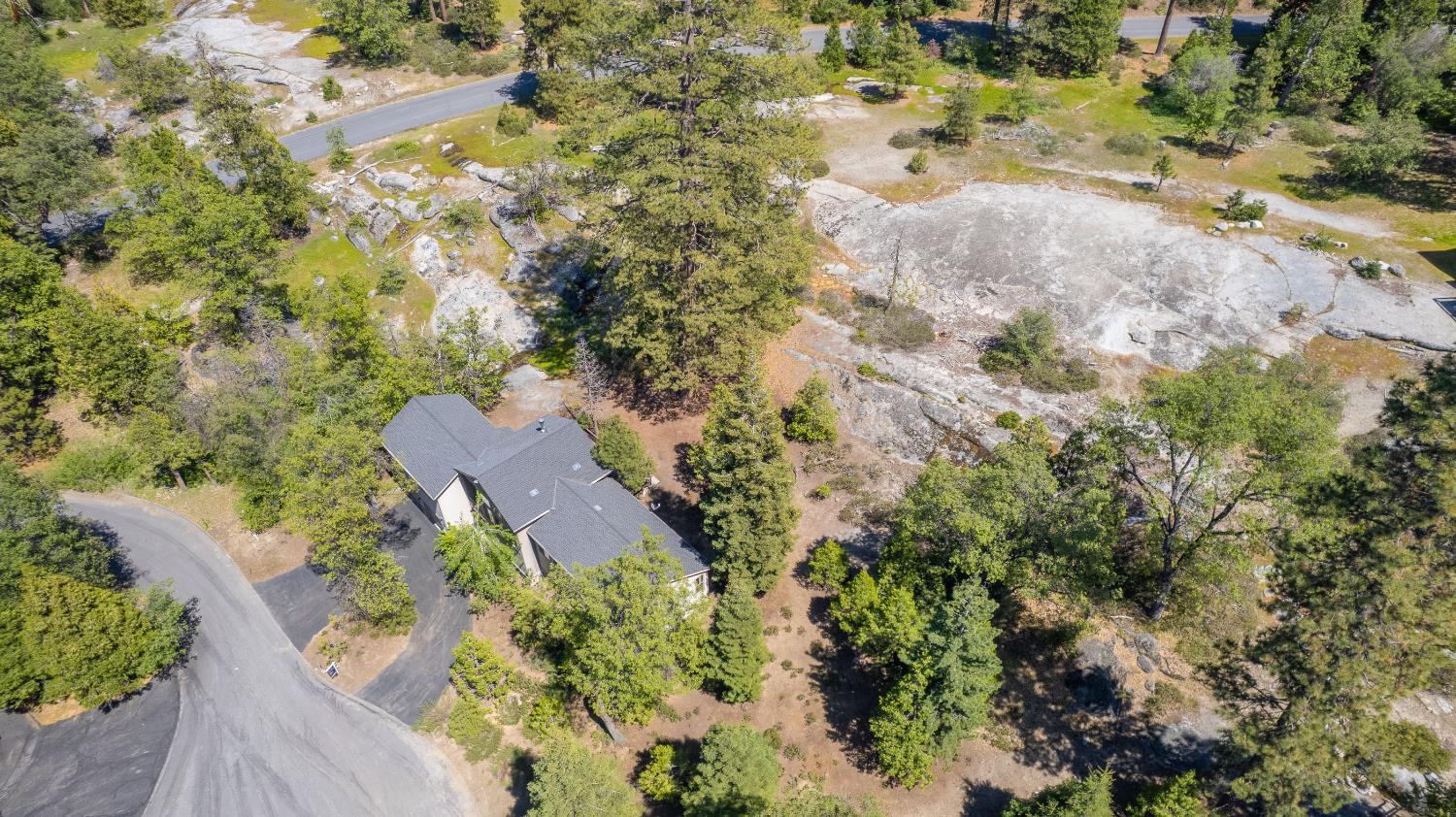 42021 Bretz Camp Ln, Shaver Lake, CA 93664