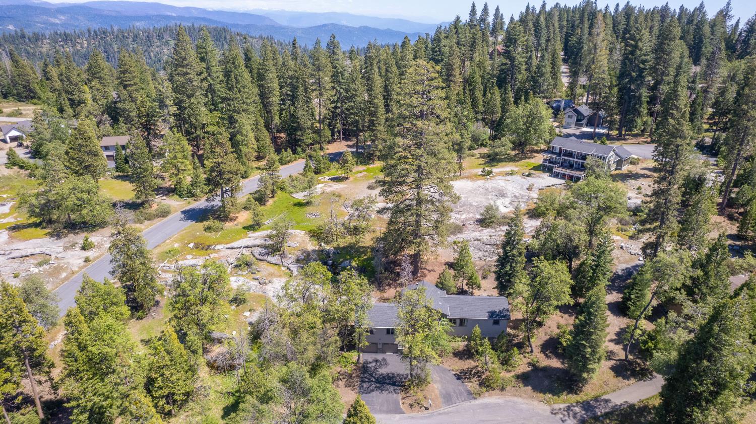 42021 Bretz Camp Ln, Shaver Lake, CA 93664