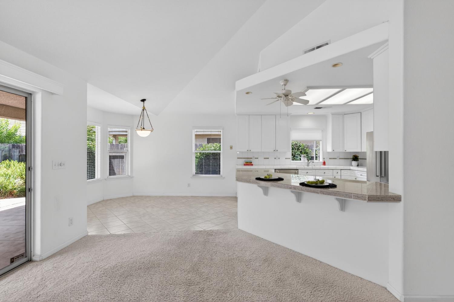 7025 N Pleasant #110, Fresno, CA 93711