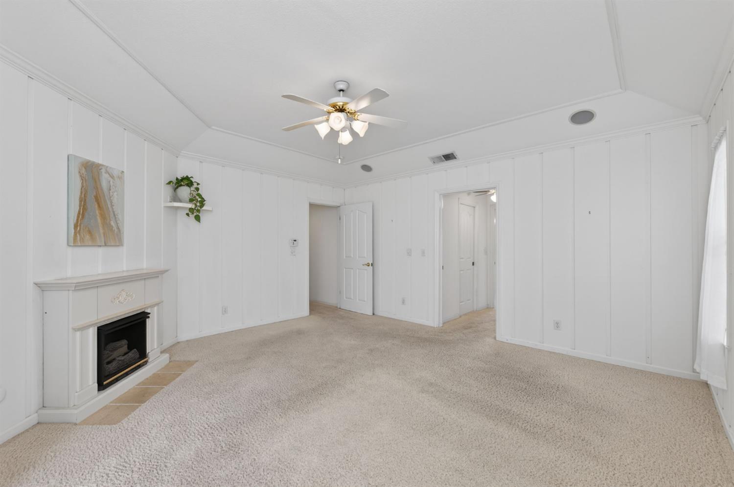 7025 N Pleasant #110, Fresno, CA 93711
