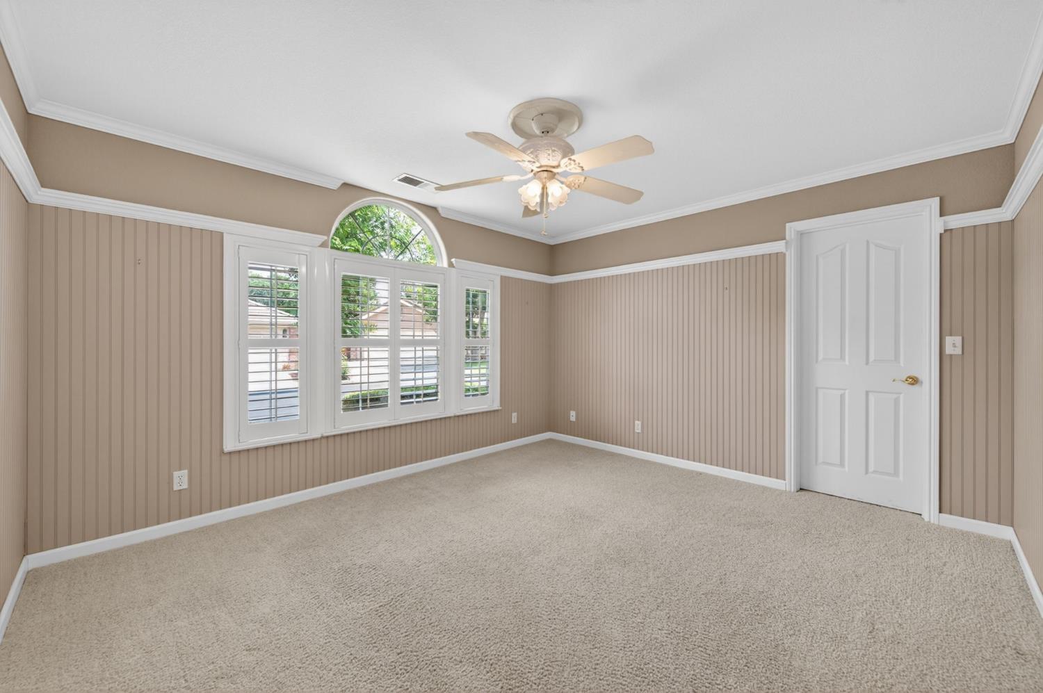 7025 N Pleasant #110, Fresno, CA 93711