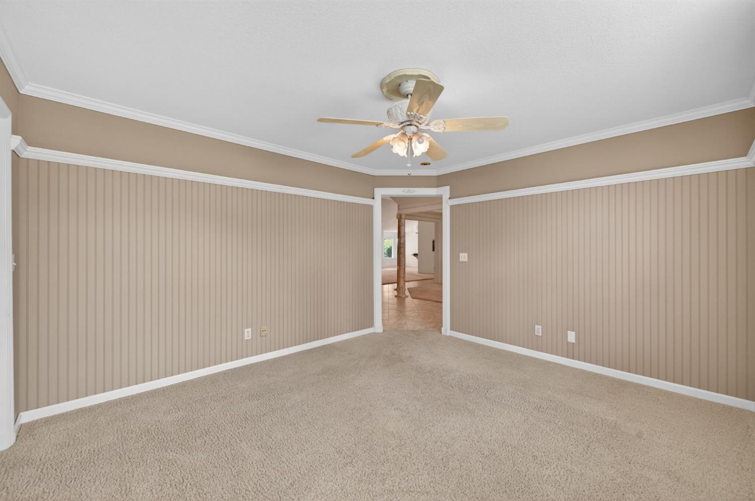 7025 N Pleasant #110, Fresno, CA 93711