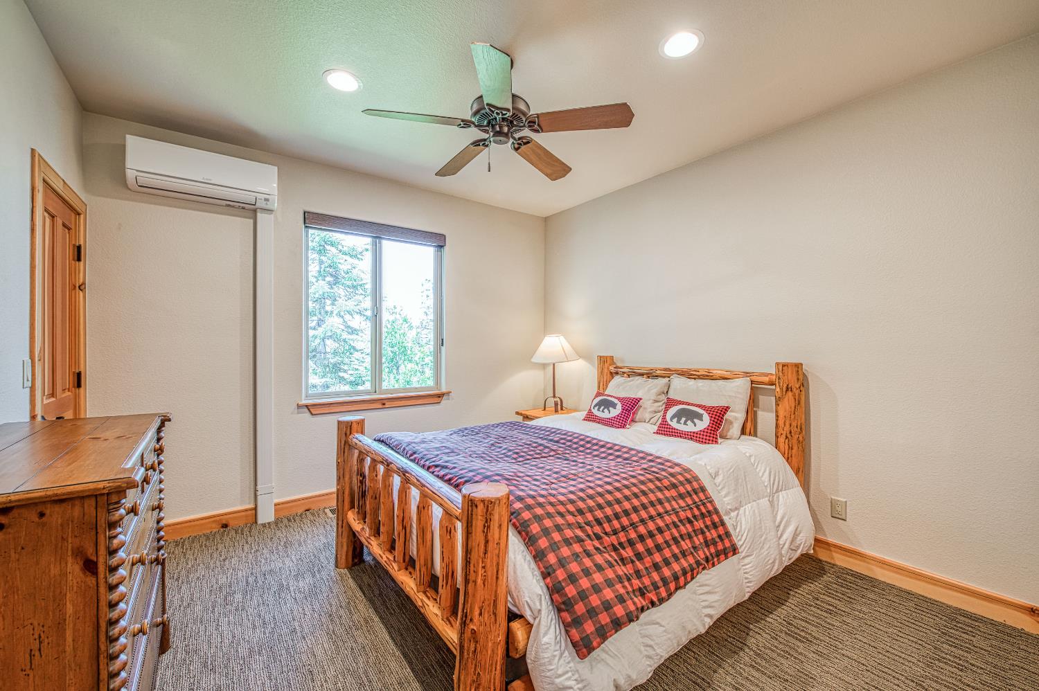 42555 Canyon Vista Ln, Shaver Lake, CA 93664