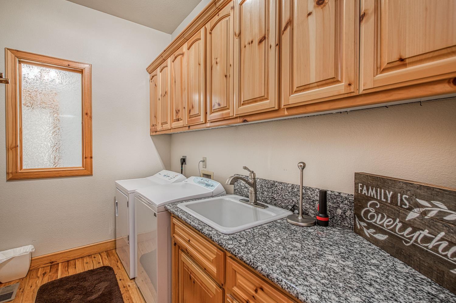 42555 Canyon Vista Ln, Shaver Lake, CA 93664