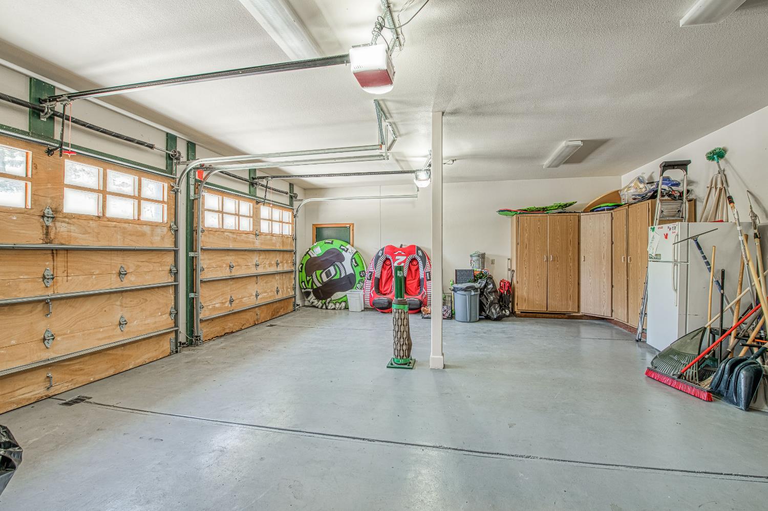 42555 Canyon Vista Ln, Shaver Lake, CA 93664