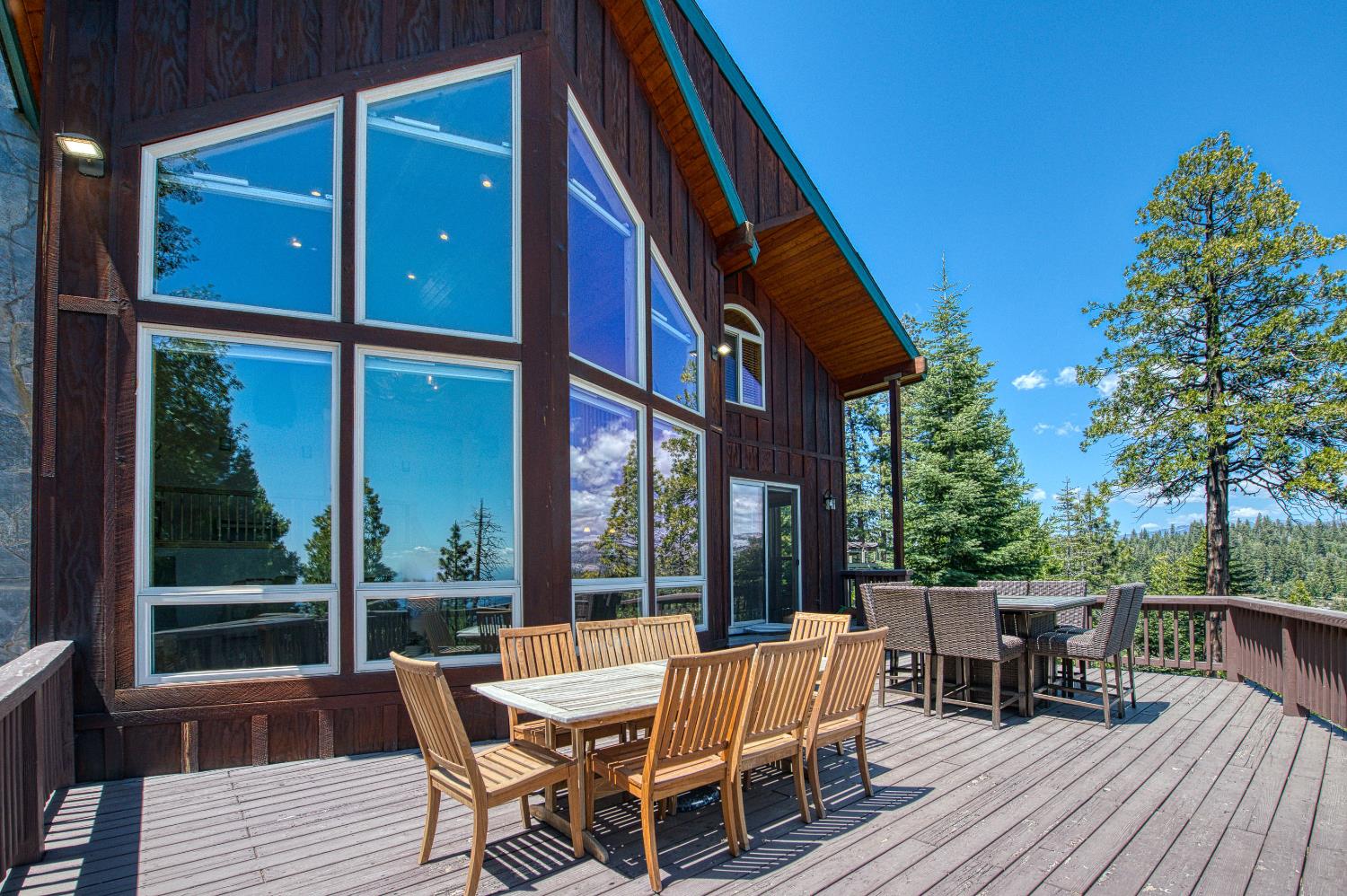 42555 Canyon Vista Ln, Shaver Lake, CA 93664