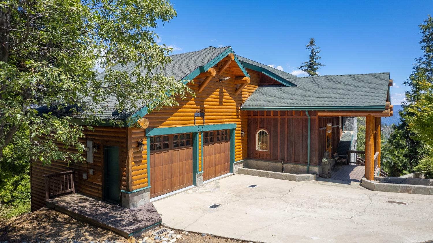 42555 Canyon Vista Ln, Shaver Lake, CA 93664