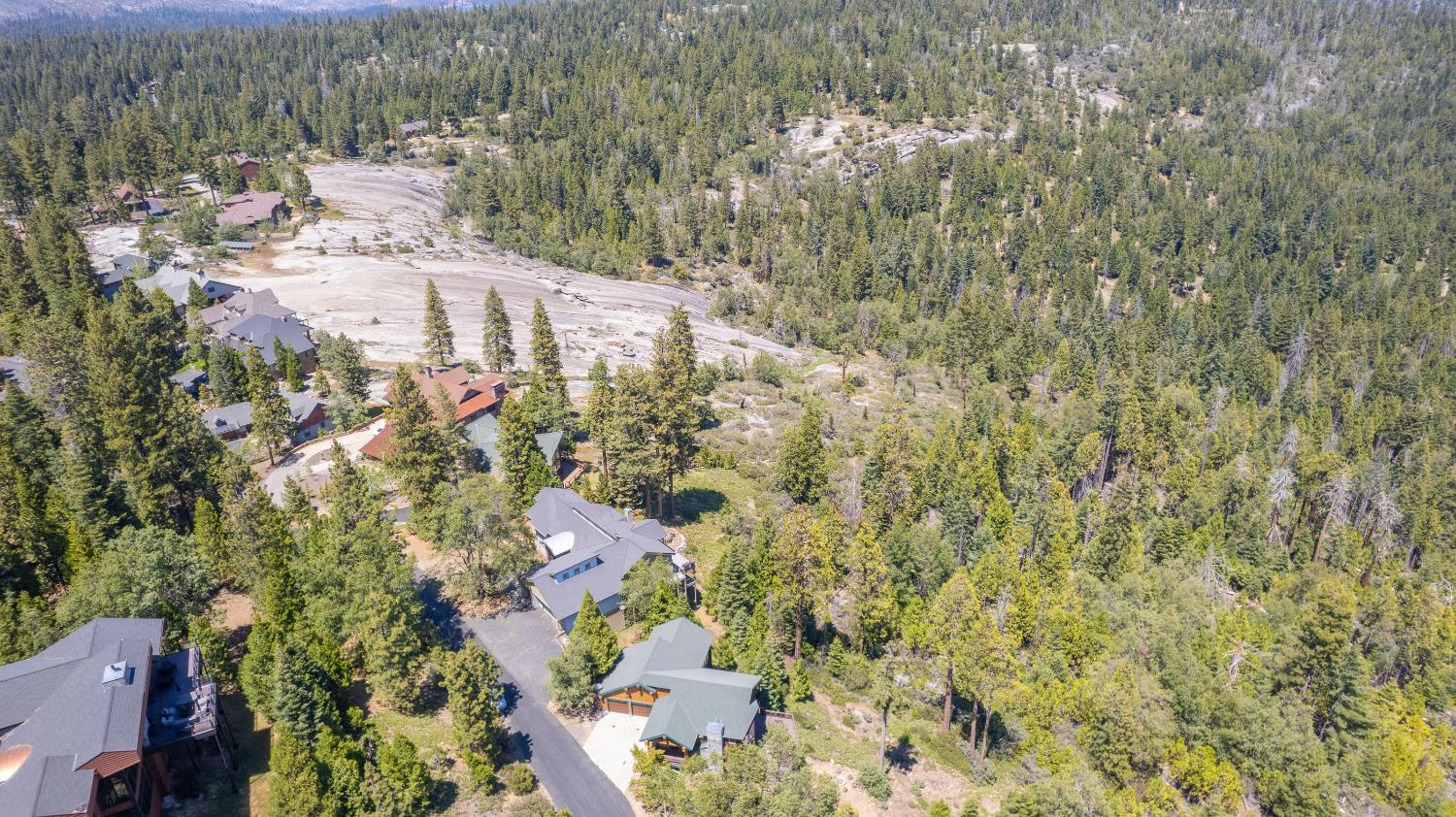 42555 Canyon Vista Ln, Shaver Lake, CA 93664