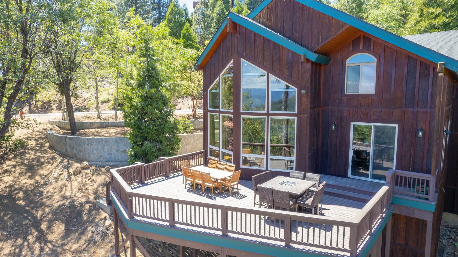42555 Canyon Vista Ln, Shaver Lake, CA 93664