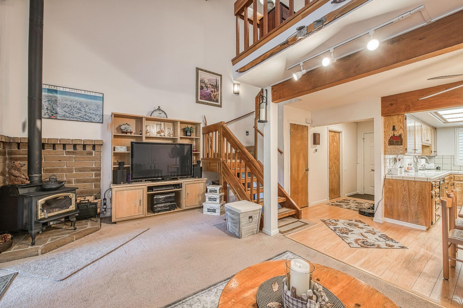40782 Village Pass Ln, Shaver Lake, CA 93664