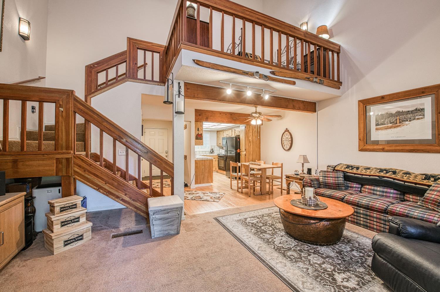 40782 Village Pass Ln, Shaver Lake, CA 93664
