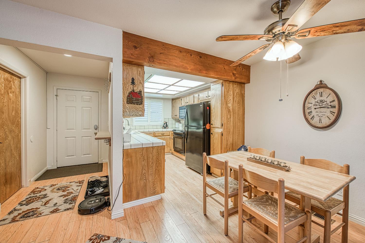 40782 Village Pass Ln, Shaver Lake, CA 93664