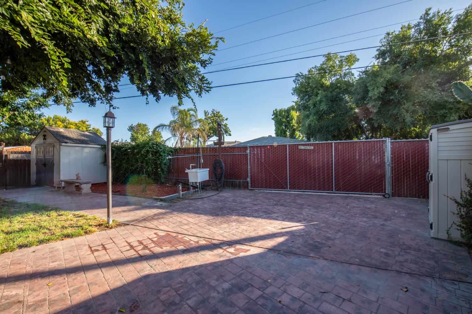 1918 N Weber Ave, Fresno, CA 93705