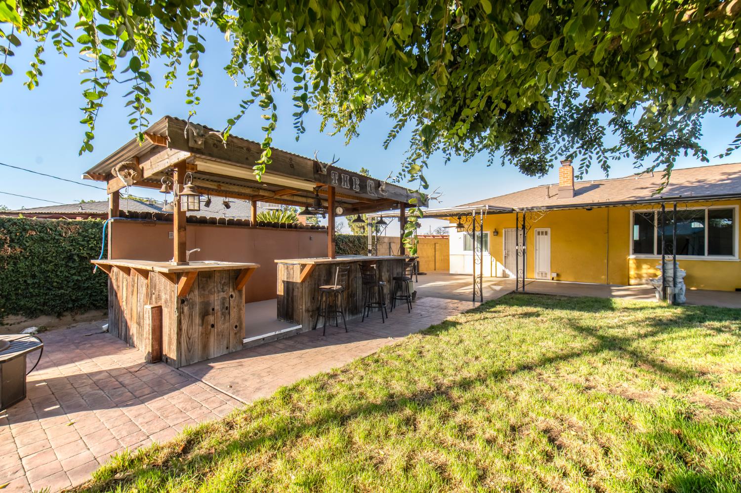 1918 N Weber Ave, Fresno, CA 93705