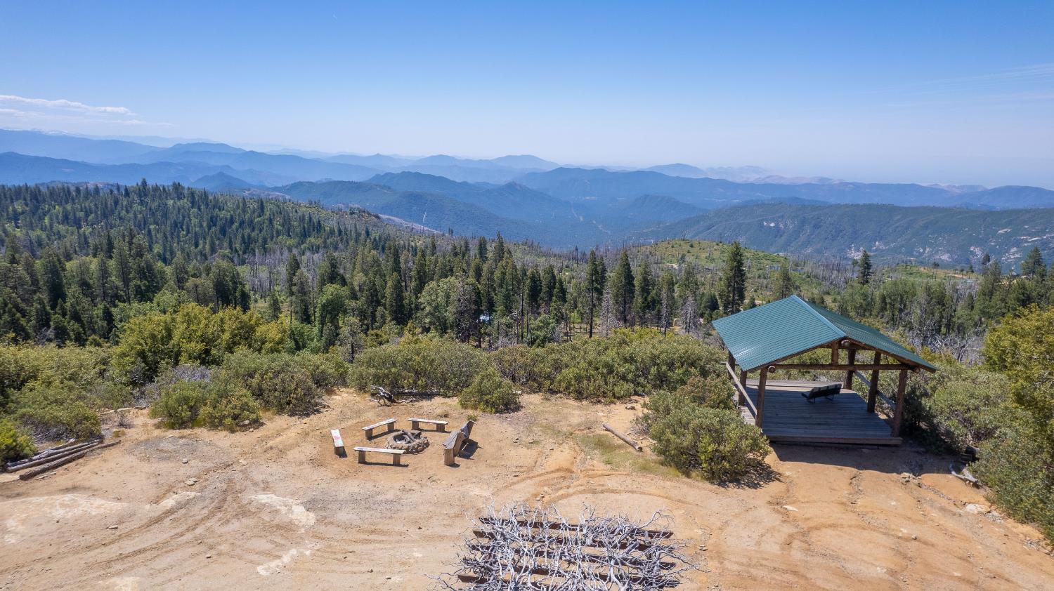11111 Upper Cressman Rd, Shaver Lake, CA 93664