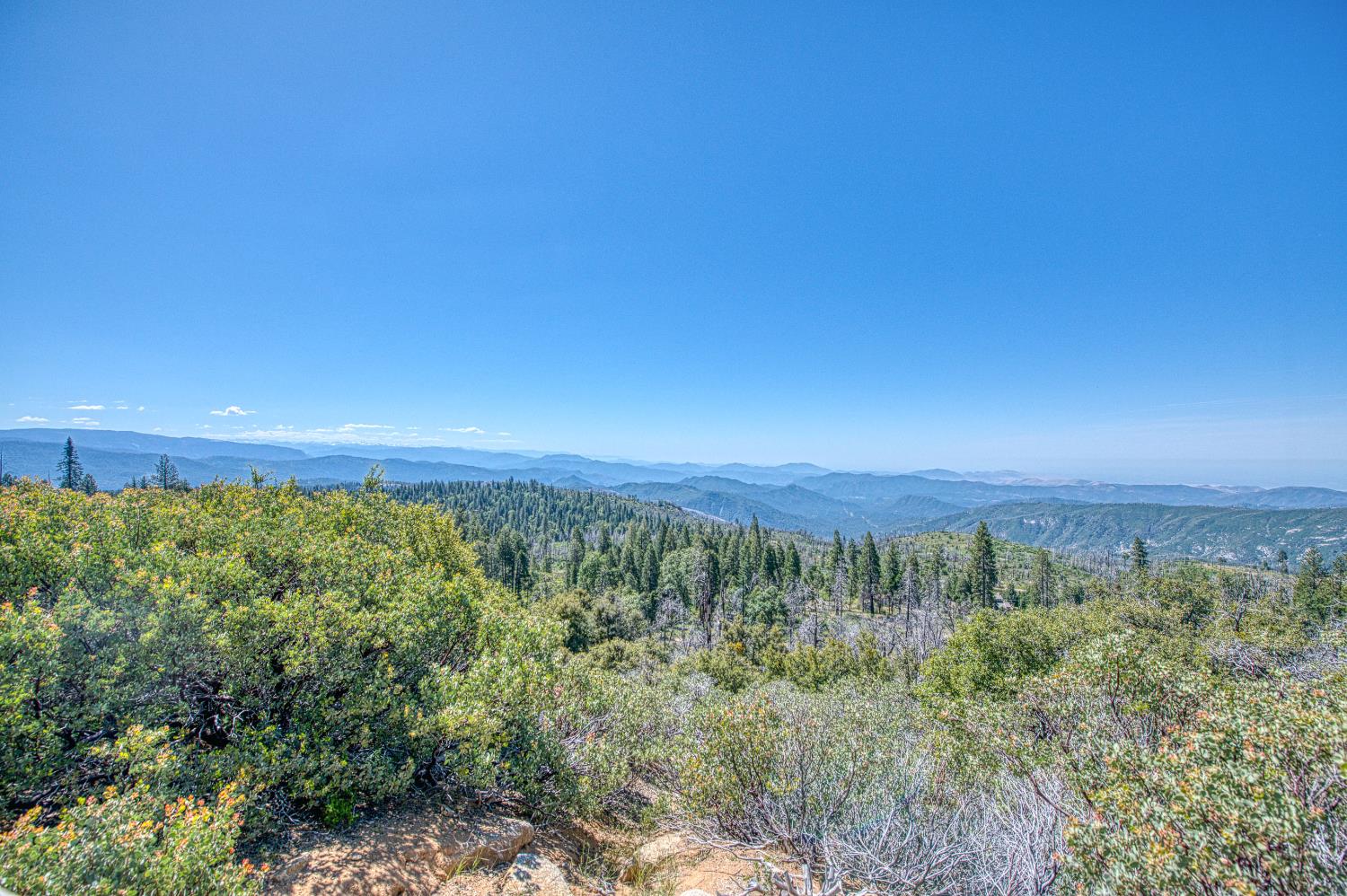 11111 Upper Cressman Rd, Shaver Lake, CA 93664