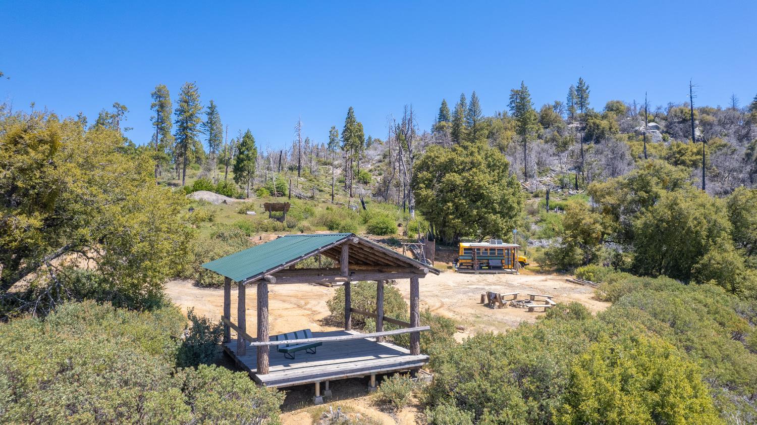 11111 Upper Cressman Rd, Shaver Lake, CA 93664