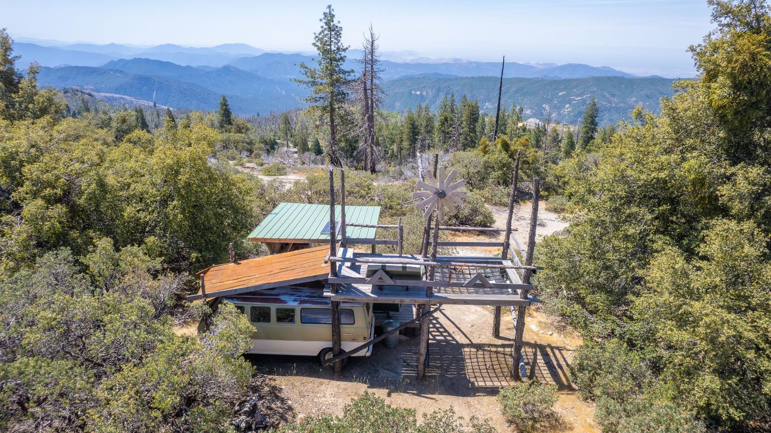 11111 Upper Cressman Rd, Shaver Lake, CA 93664