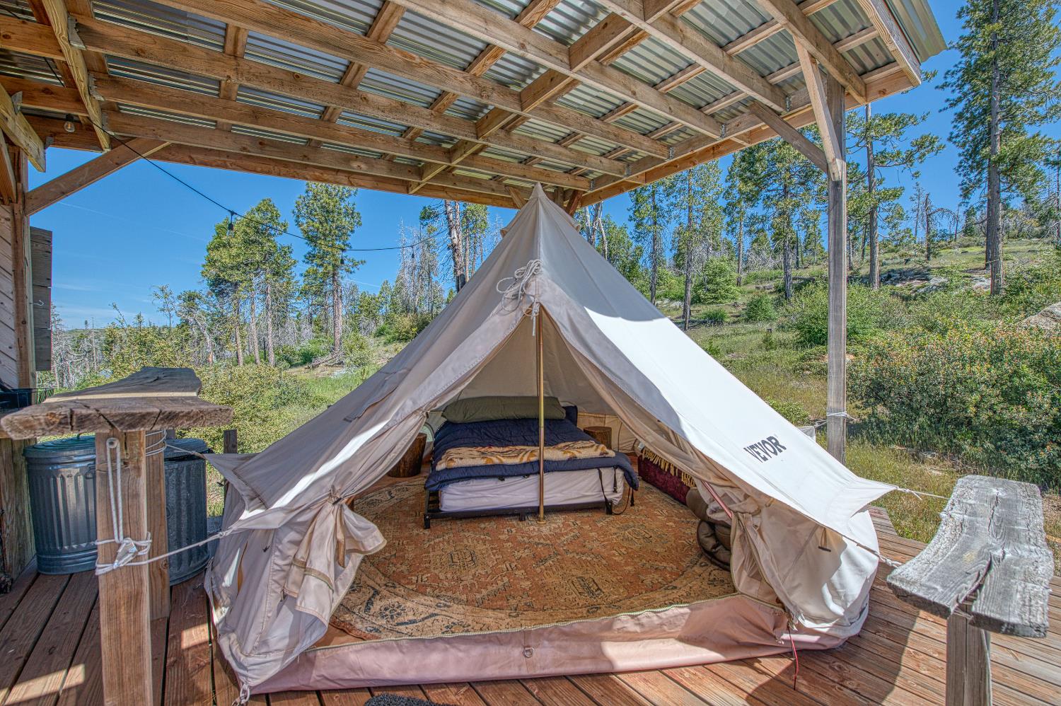 11111 Upper Cressman Rd, Shaver Lake, CA 93664
