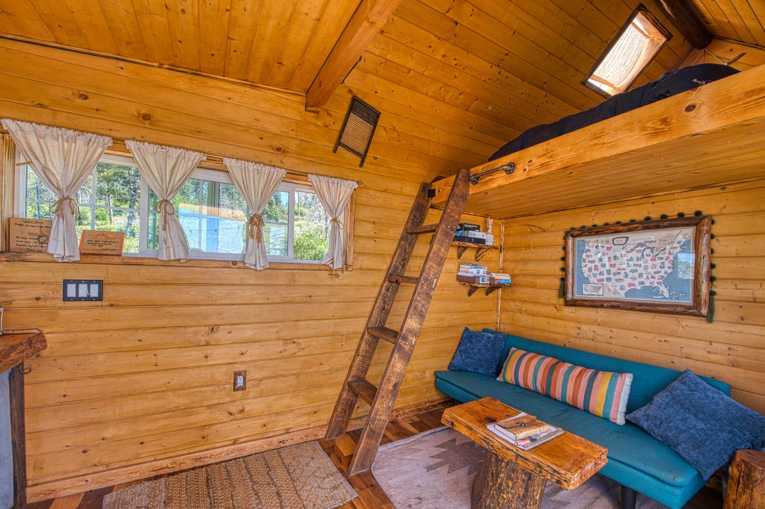 11111 Upper Cressman Rd, Shaver Lake, CA 93664