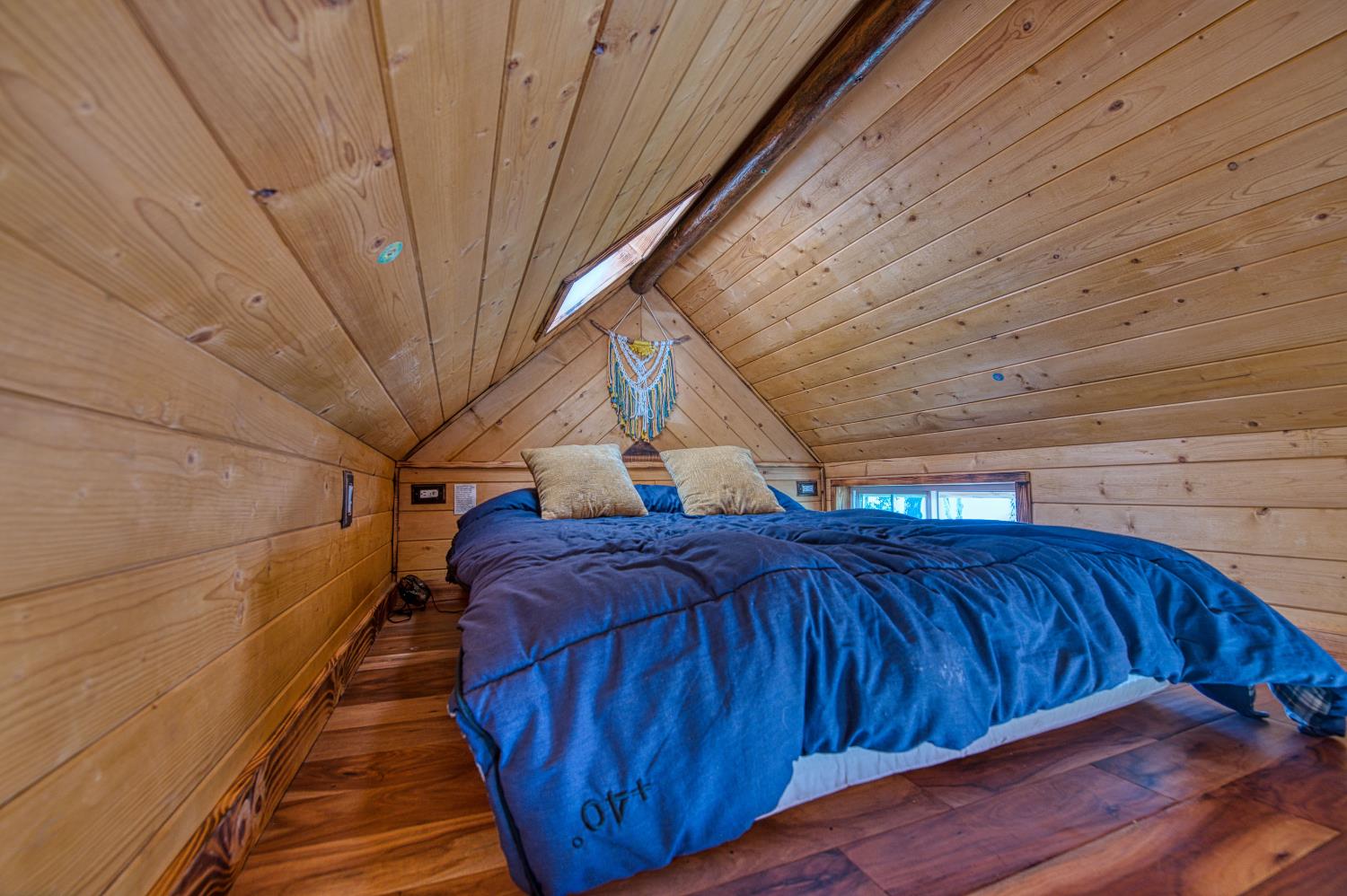 11111 Upper Cressman Rd, Shaver Lake, CA 93664