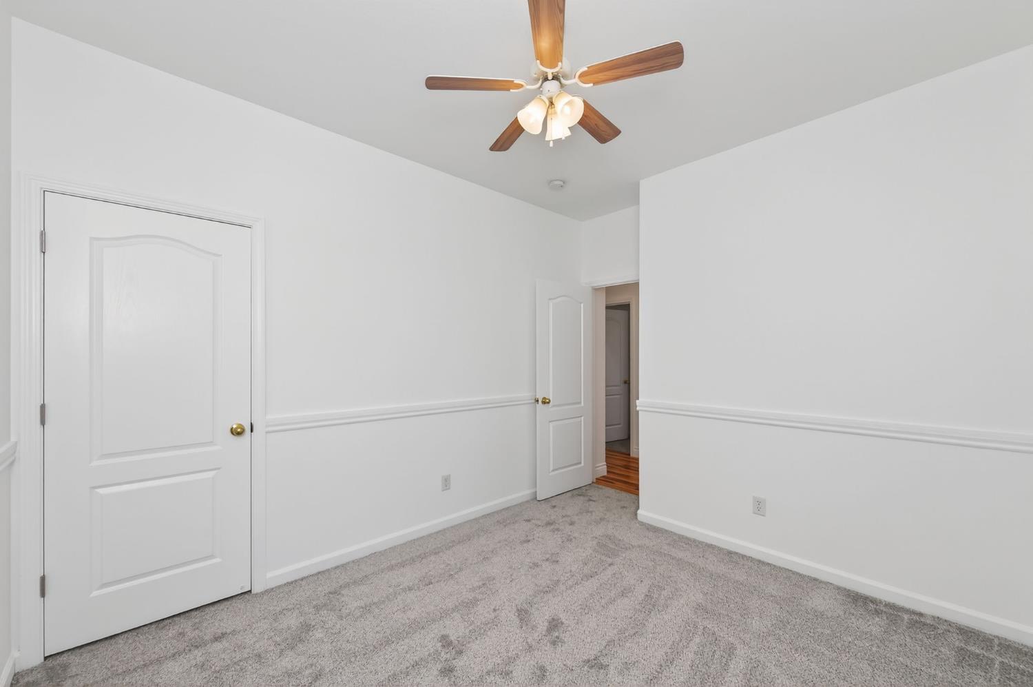 2839 E Brandywine, Fresno, CA 93720