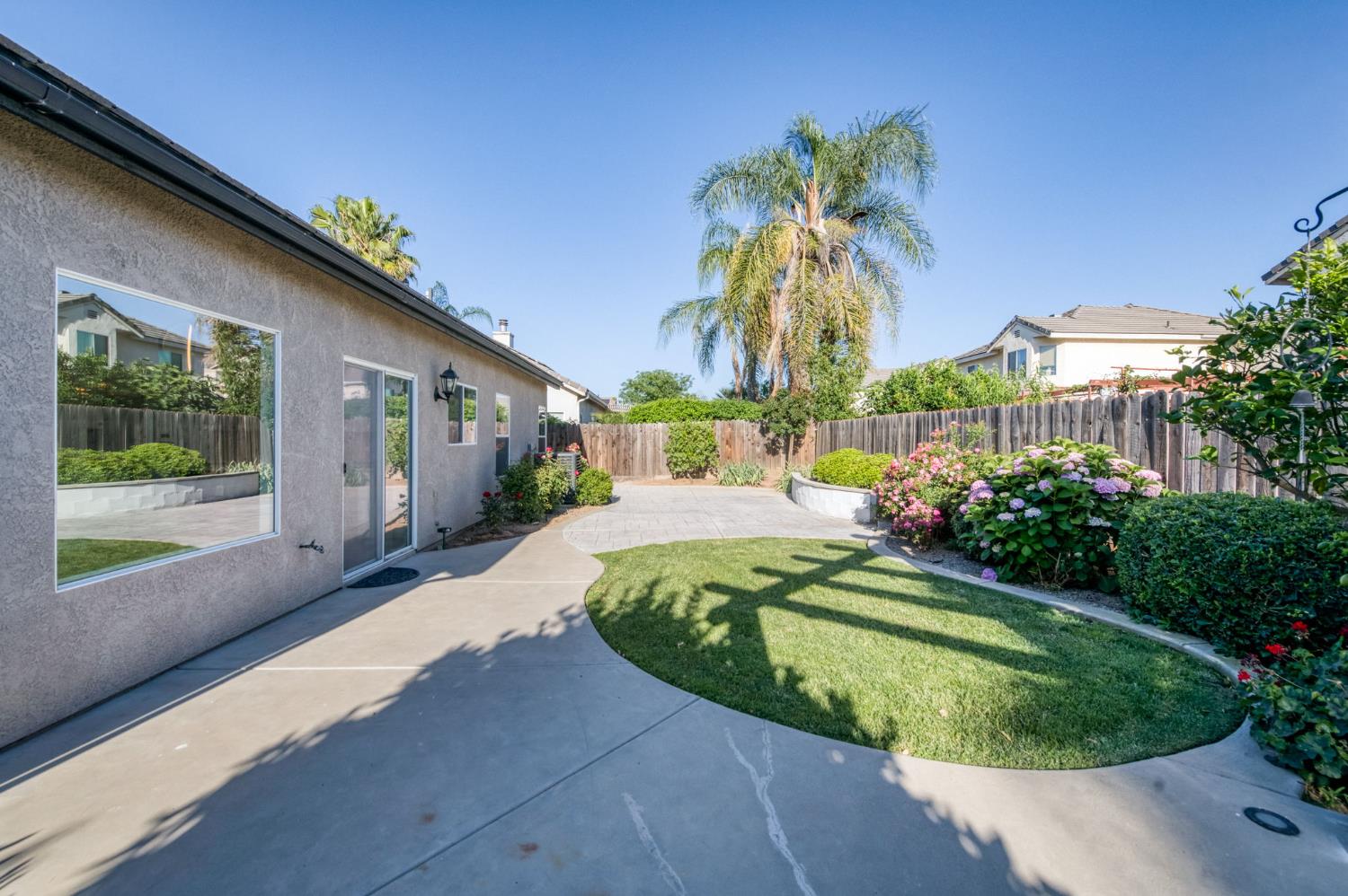 2839 E Brandywine, Fresno, CA 93720