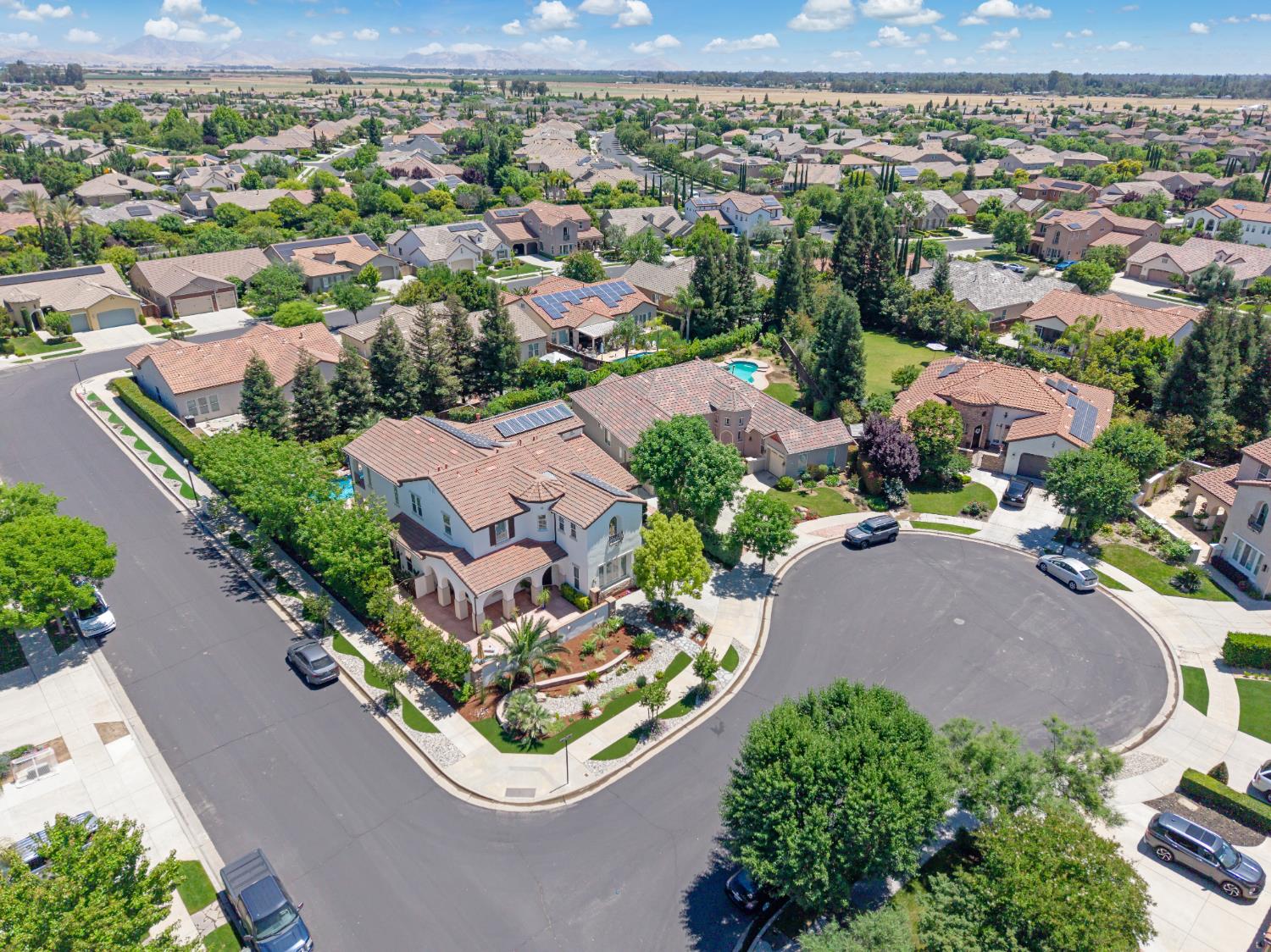 3770 Serena Ave, Clovis, CA 93619
