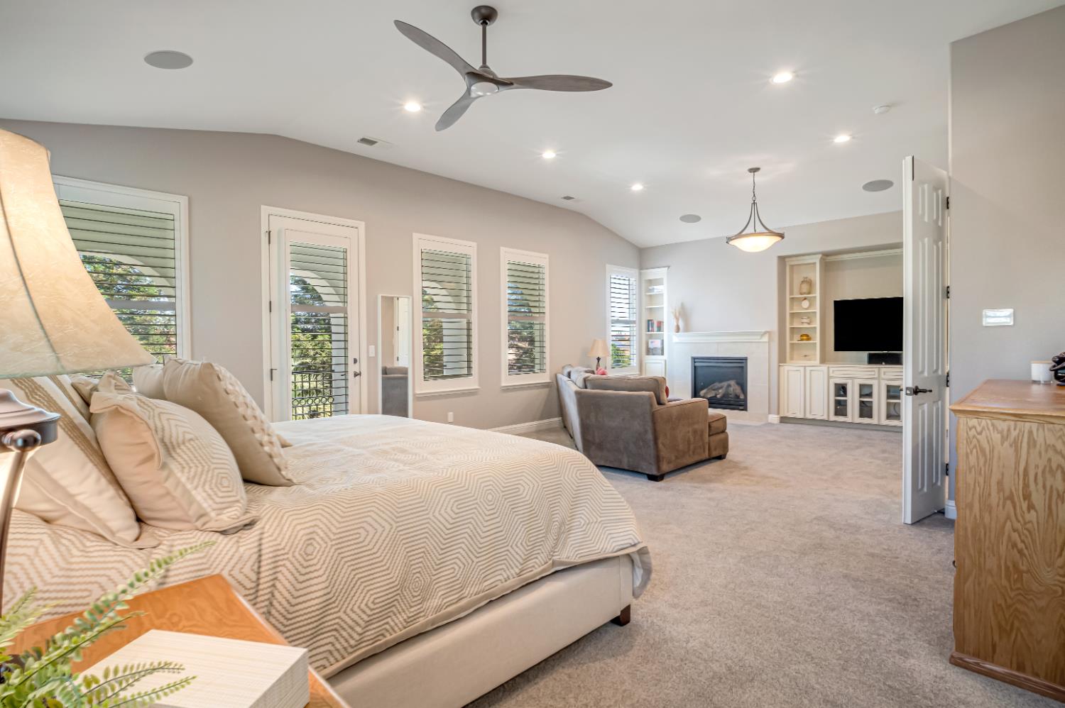 3770 Serena Ave, Clovis, CA 93619