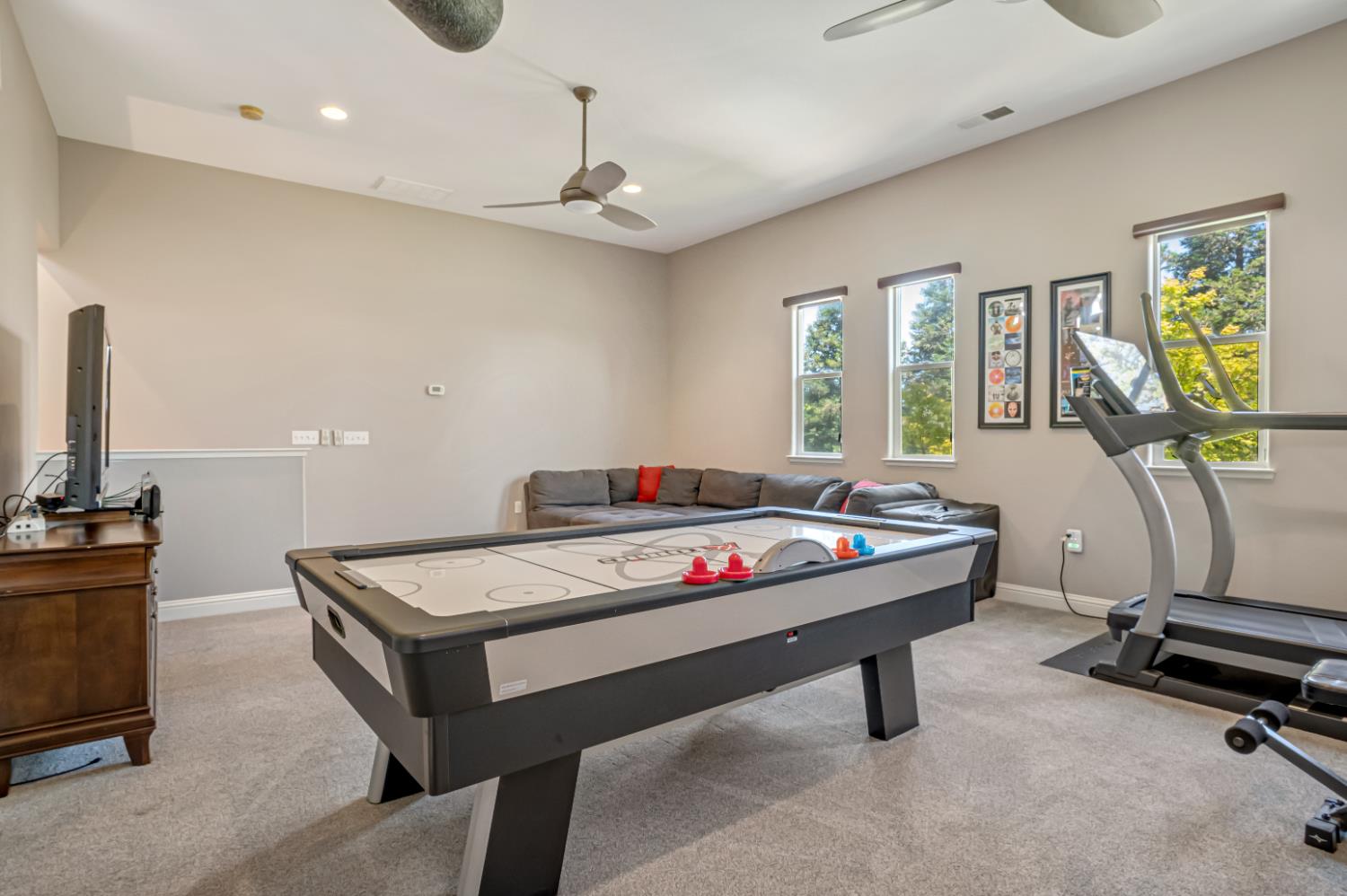 3770 Serena Ave, Clovis, CA 93619