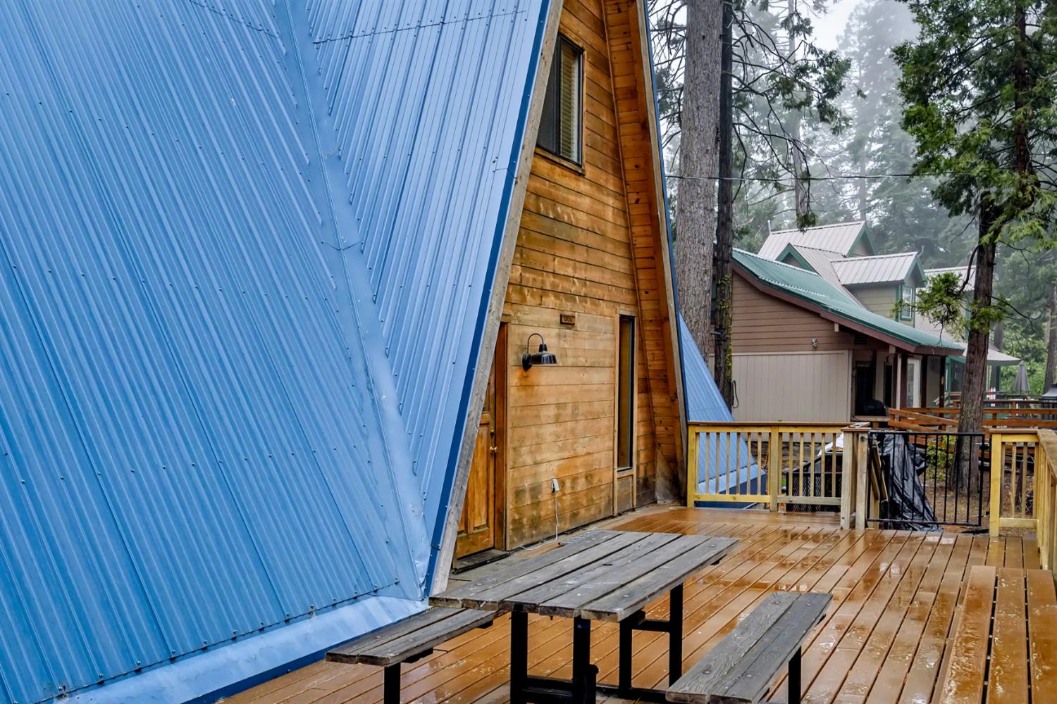 41864 Linnet Ln, Shaver Lake, CA 93664