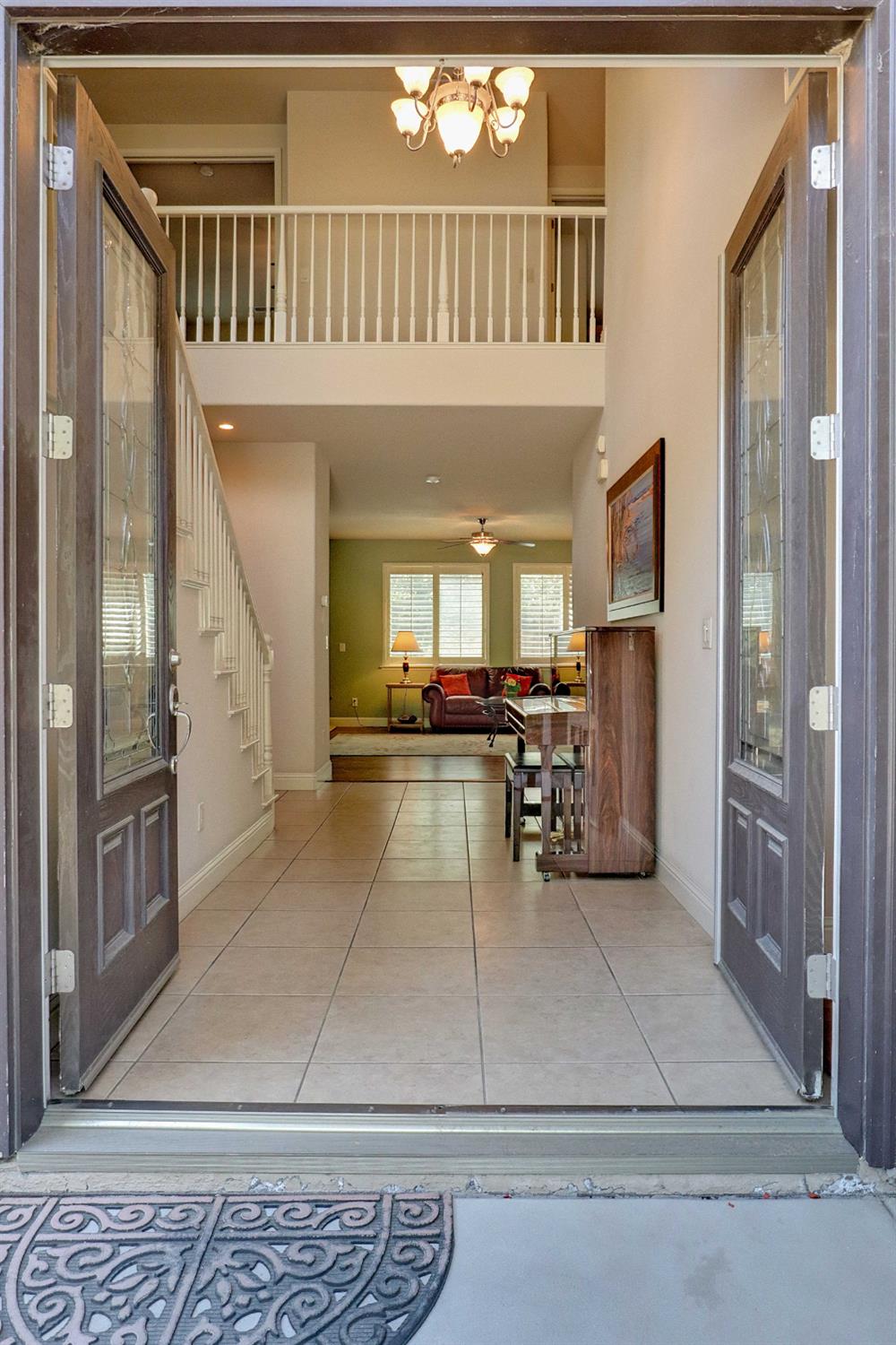 2591 E Powers Ave, Fresno, CA 93720