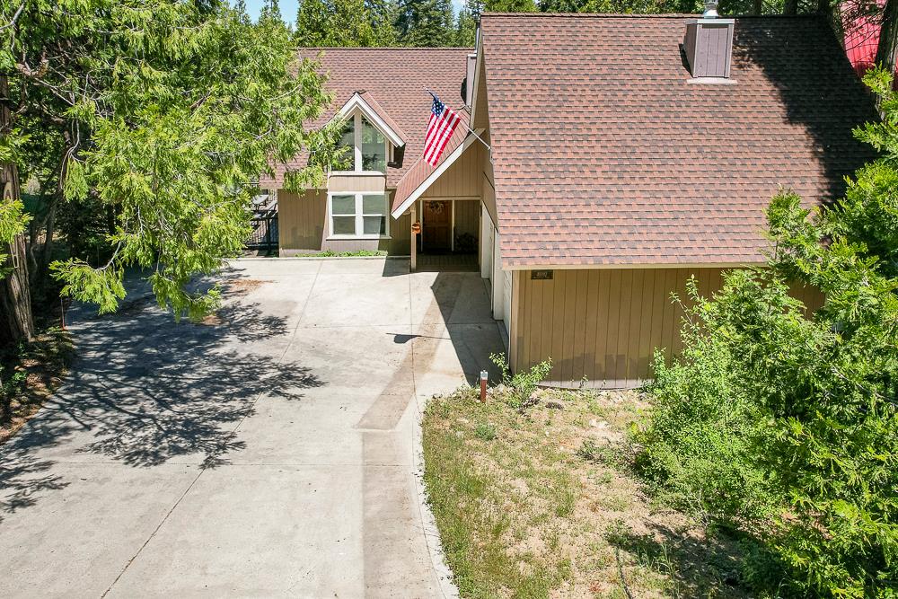 41092 Woodridge Ln, Shaver Lake, CA 93664