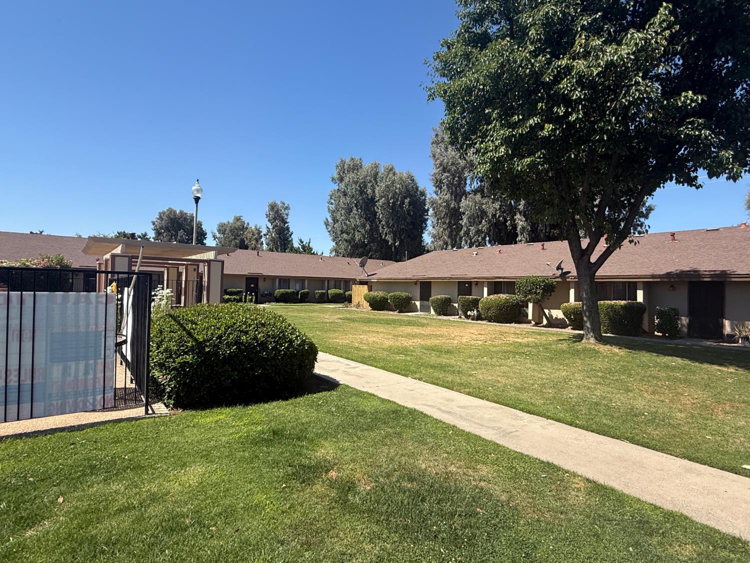 4654 N Chestnut Ave #152, Fresno, CA 93726