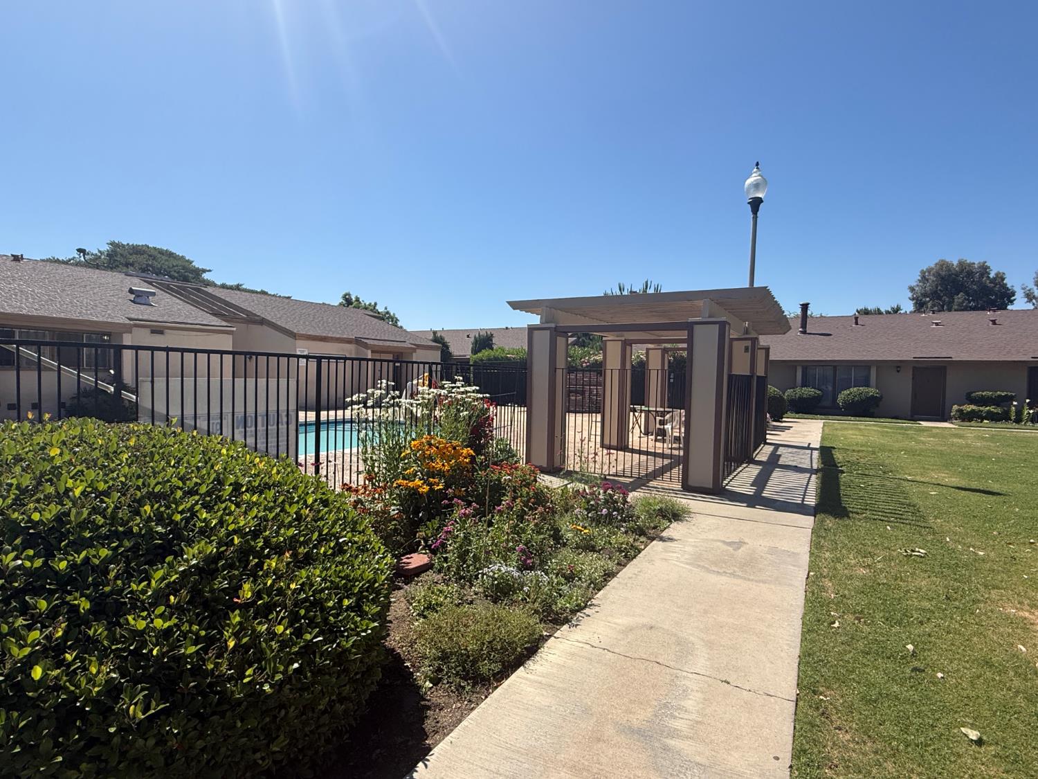 4654 N Chestnut Ave #152, Fresno, CA 93726
